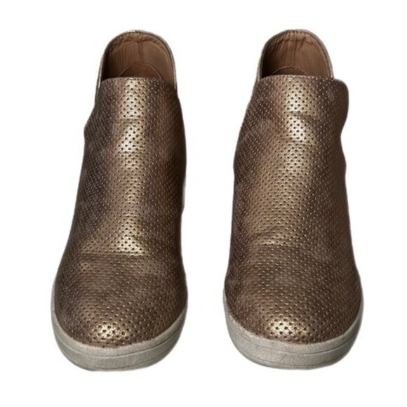 MIA Girl's Clovar Perforated Slip on Wedge Sneakers Rose Gold Size 3 - Picture 3 of 8